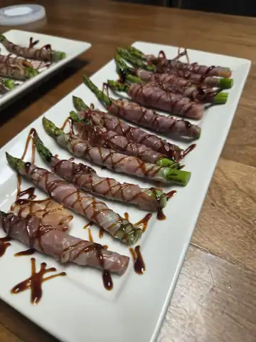 Prosciutto wrapped asparagus with balsamic drizzle